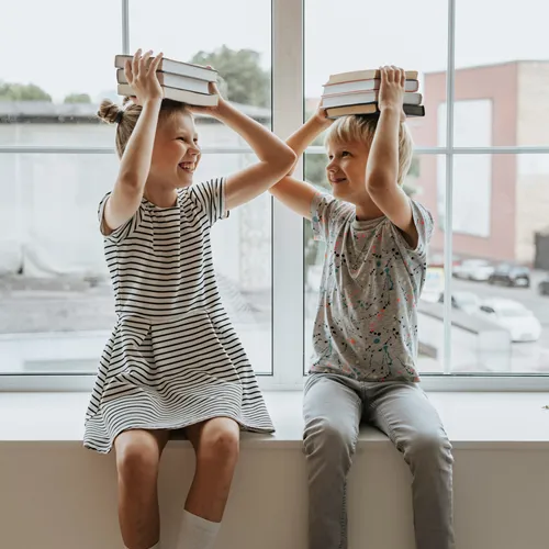 INVIERTE Y ASEGURA SU EDUCACIÓN